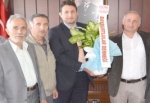 Bayburtlular, Emniyet Müdürü Alpaslan Demiray'ı Ziyaret Ederek Polis Haftasını Kutladılar