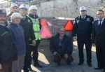 Bölge Trafik Denetleme İstasyonu Amirliği Ekipleri Traktörlere Reflektör Taktı