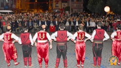 Cumhuriyet’in 100. Yılı Neşe İçinde Doyasıya Kutlanıyor