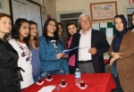 Emekçi Kadınlar MHP İlçe Teşkilatını Ziyaret Etti