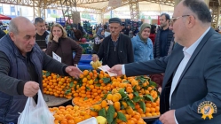 Fatih Füzün, Akhisar Cuma Pazarı Esnafını Ziyaret Etti