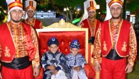 Furkan ve Enes Erkekliğe İlk Adımlarını Attılar