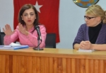 İlçe Seçim Kurulu Başkanı Arzu Özkan Şahiner, Muhtarları Bilgilendirdi