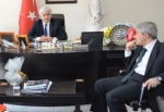 Kaymakam Peker’den Hızlı’ya Tebrik Ziyareti