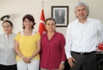 Kızılay Akhisar Şubesi Kadın Kollarından Başkan Hızlı’ya Ziyaret