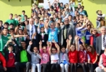 Öğrenciler Öğretmenleri İçin Koştular
