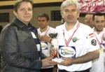Şehit Zabıta Ali İnce Halı Saha Futbol Turnuvasının Şampiyonu Yönetim Takımı Oldu