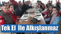Tek El İle Alkışlanmaz