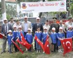 Törenle Kaymakam ve belediye başkanı römorklara reflektör taktı