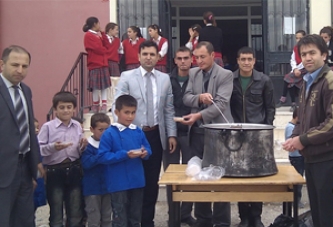 YAYAKIRILDIK REŞAT ÖZTÜRK’TE AŞURE SICAKLIĞI