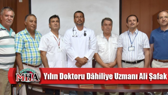 Yılın Doktoru Dâhiliye Uzmanı Ali Şafak Demirli Seçildi