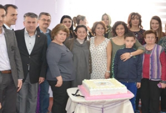 Yoga Academy Merkezi, Akhisarlıların Hizmetine Girdi